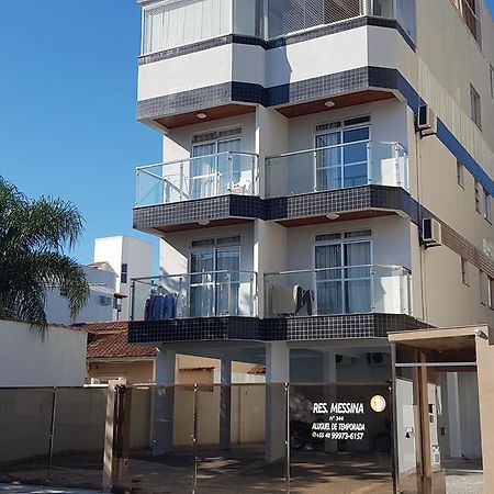 Apartamento Residencial Messina Apartment ฟลอเรียนอโปลิส ภายนอก รูปภาพ