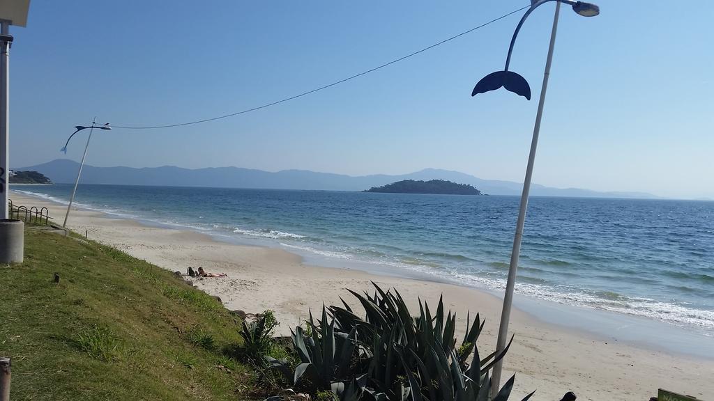 Apartamento Residencial Messina Apartment ฟลอเรียนอโปลิส ภายนอก รูปภาพ