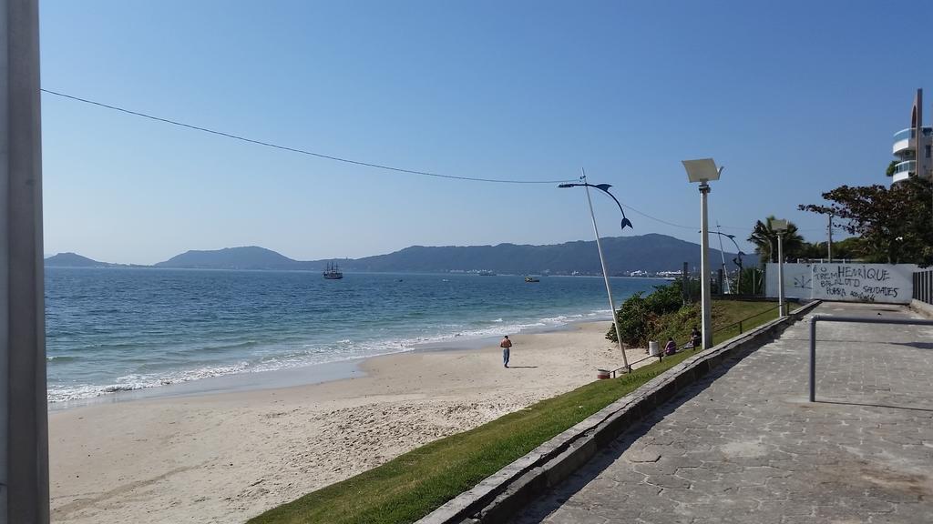 Apartamento Residencial Messina Apartment ฟลอเรียนอโปลิส ภายนอก รูปภาพ