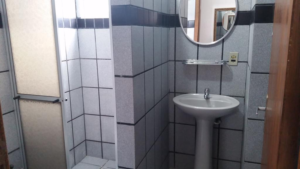 Apartamento Residencial Messina Apartment ฟลอเรียนอโปลิส ภายนอก รูปภาพ