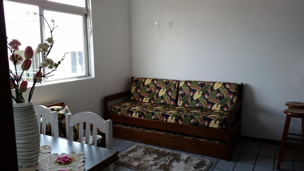 Apartamento Residencial Messina Apartment ฟลอเรียนอโปลิส ภายนอก รูปภาพ