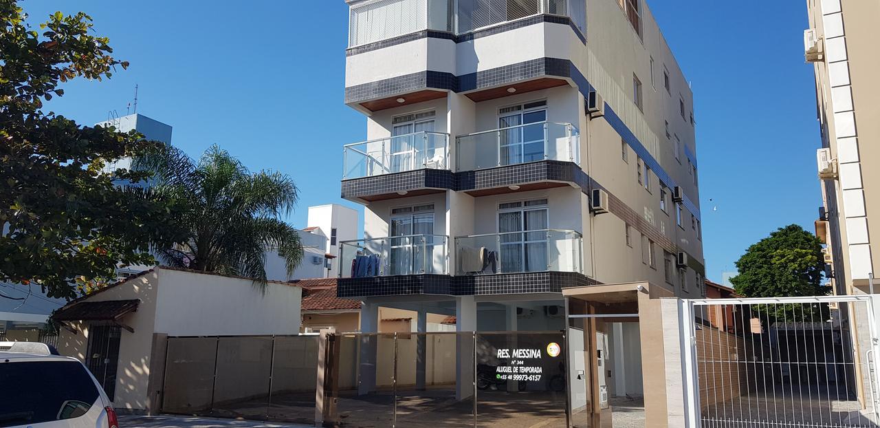 Apartamento Residencial Messina Apartment ฟลอเรียนอโปลิส ภายนอก รูปภาพ