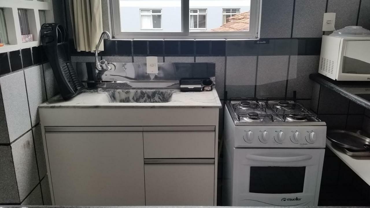 Apartamento Residencial Messina Apartment ฟลอเรียนอโปลิส ภายนอก รูปภาพ